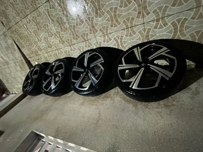 Rodas aro 18 tala 6 perfil 205 40 18