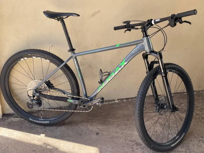 Vendo bicicleta MtbAudax 400 2022 freios a disco suspensão dianteira ideal para trilha 