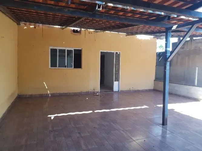 Casa com 3 quartos setor parque trindade-Aparecida de Goiânia