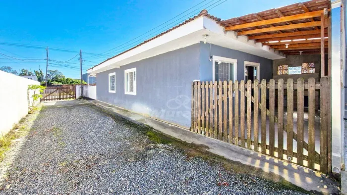 Casa com 2 dormitórios para alugar, 55 m² por R$ 1.500,00/mês - Brejatuba - Guaratuba/PR