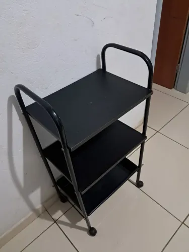 Carrinho auxiliar de estética
