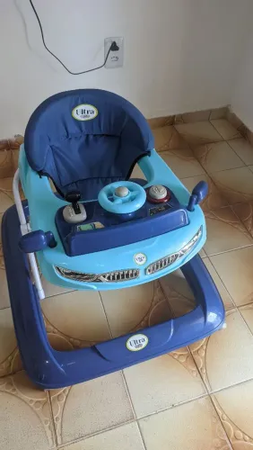 VENDE-SE ANDADOR INFANTIL MUSICAL