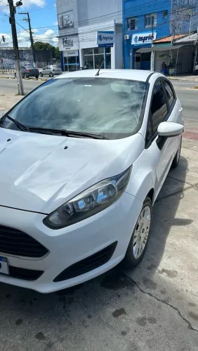Ford Fiesta 1.5 16V Flex Mec. 5P 2015
