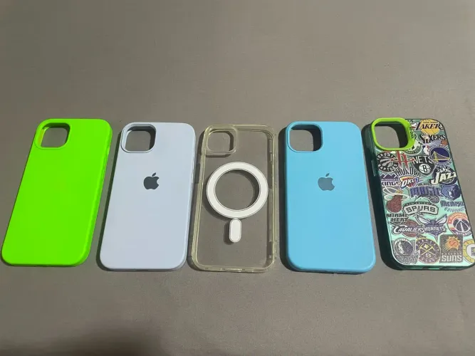 ? CAPINHAS IPHONE 13 ? R$40 LEVA TODAS