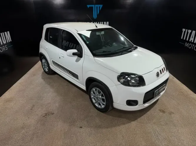 Fiat Uno Sporting 1.4 EVO Fire Flex 8V 4P 2014