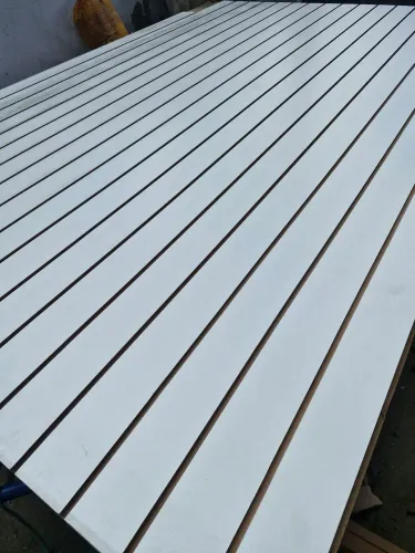 Vendo painel canaletado branco