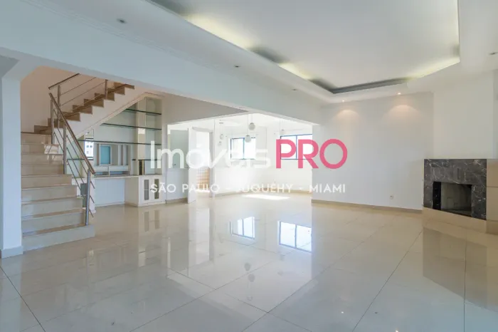 Duplex maravilhoso! 245 metros! 5 vagas!!
