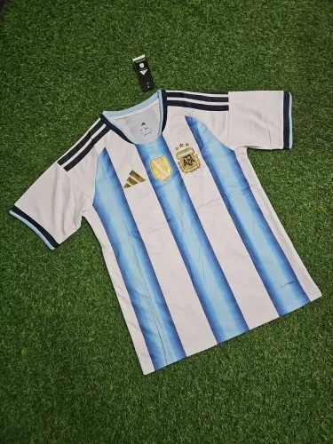 Camisa Argentina 3 Estrelas - Campeã do Mundo (Nova)