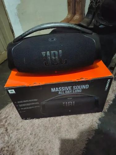 JBL bombox 3