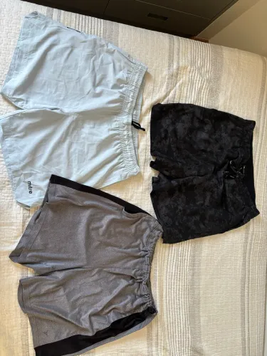 Kit shorts esportivos