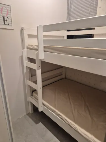 Cama beliche branca