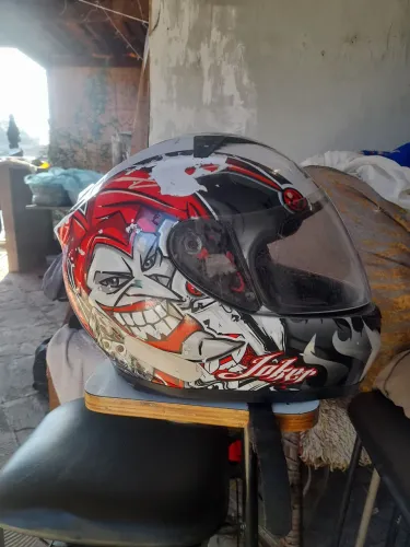 Capacete  MT Blade Joker 