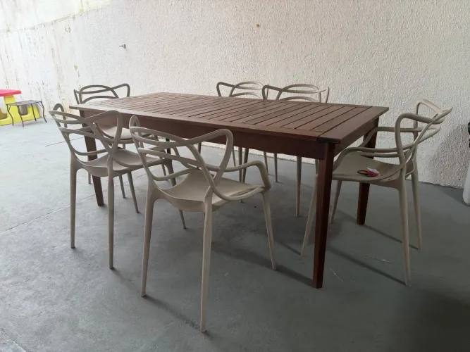 Mesa de jantar em madeira maciça jatobá 1,85m X 0,88 m com 6 cadeiras modelo allegra