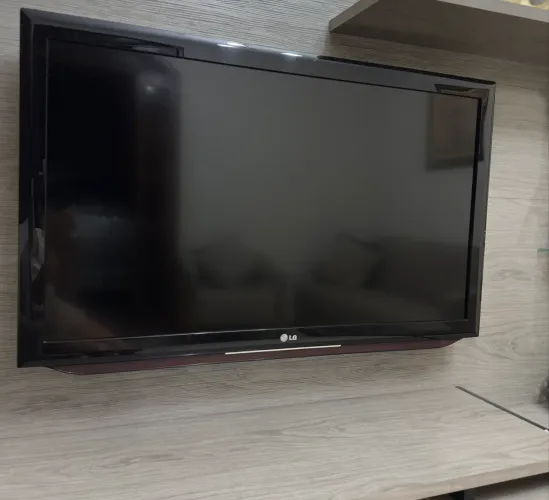 Televisão 42 polegadas