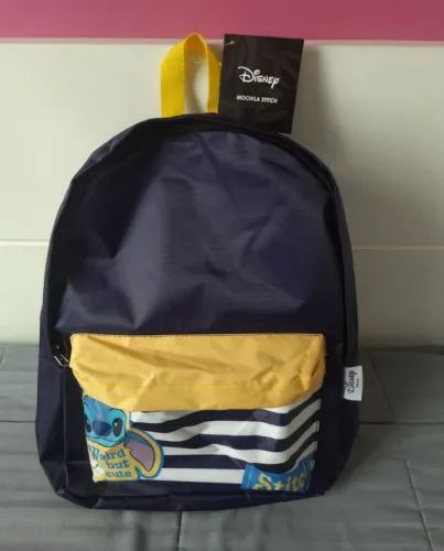 Mochila Stitch Disney <br>Grande 41cm X 31cm X 13cm<br>Nova, com etiqueta <br><br>60,00