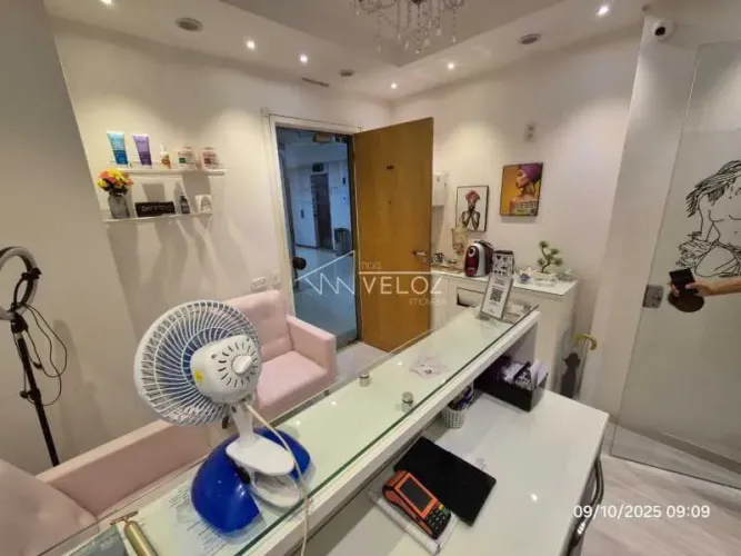 Sala : / Comercial / Glória