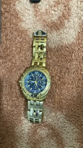 Festina chrono bike série ouro tem detalhes