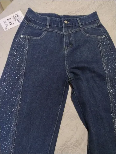 Calça jeans com brilho strass 40 nova