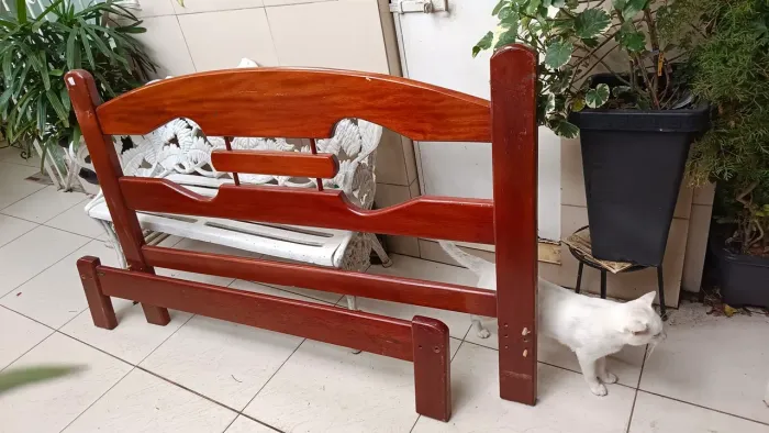 Cama de casal tamanho padrão