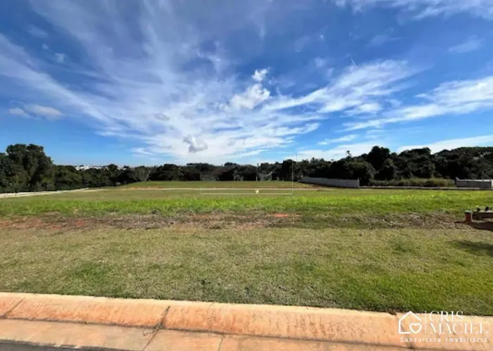 Terreno à venda no Condomínio Quinta do Lago em Indaiatuba-SP!