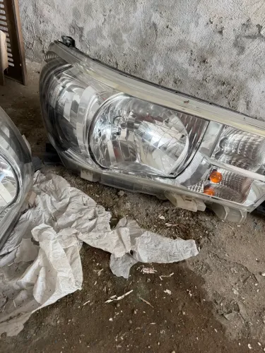 Par de lanterna dianteira e traseira Hilux 