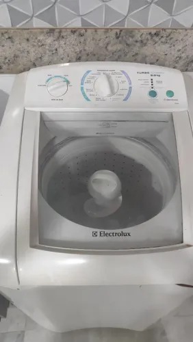 Lavadora Eletrolux 9k - (Com defeito)