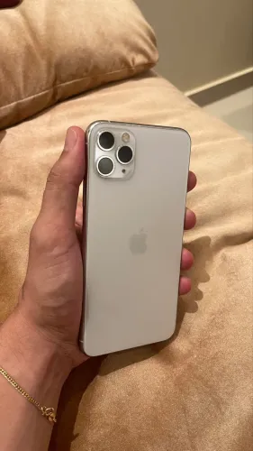 iPhone 11 Pro Max branco