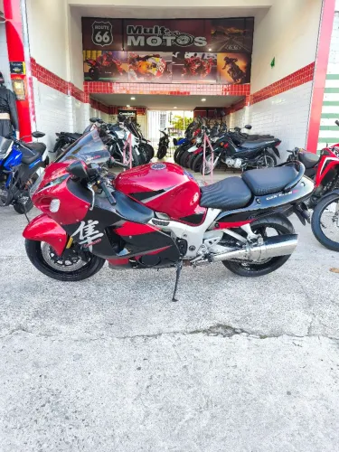 Suzuki Hayabusa 1300R.  Ano:2008.  Km:47.000.   R$:35.900