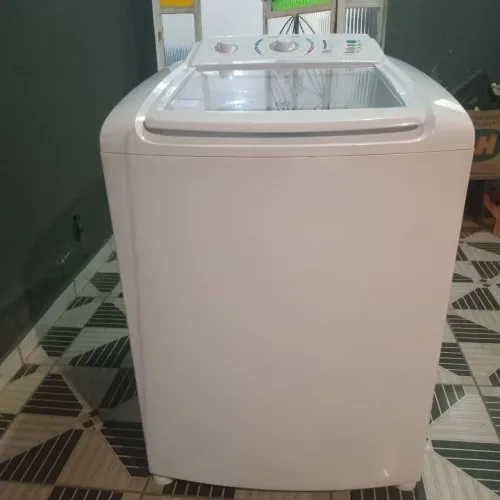 Maquina lavar eletrolux 12 kg funcionando 