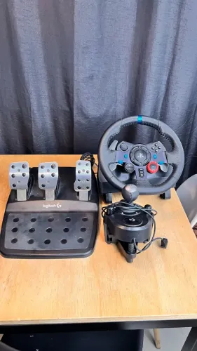 Volante Logitech G29 + Pedais + Câmbio para PS5 PS4 PC