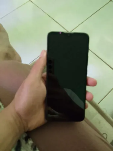  Celular moto e20  único dono. Valor  500 reais muito bom 