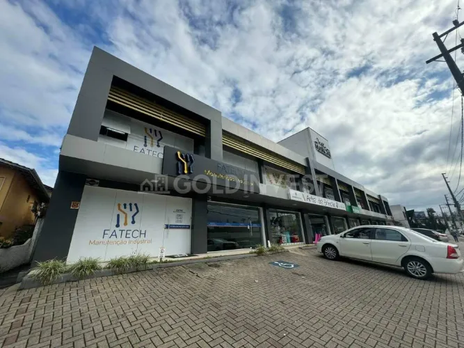 Sala comercial com 130m² no bairro Souza Cruz!!!