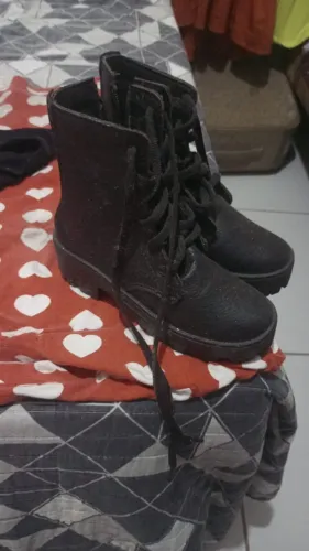 Bota infantil de menina pra vender!