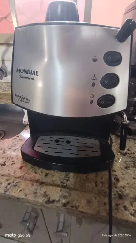 Cafeteira expresso mondial Premium.