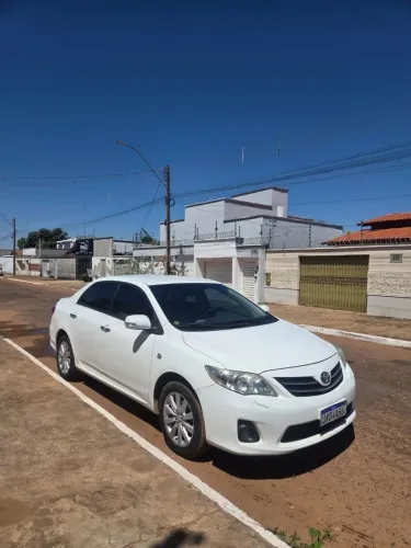 Toyota Corolla Altis 2.0 Flex 16V Aut. 2013