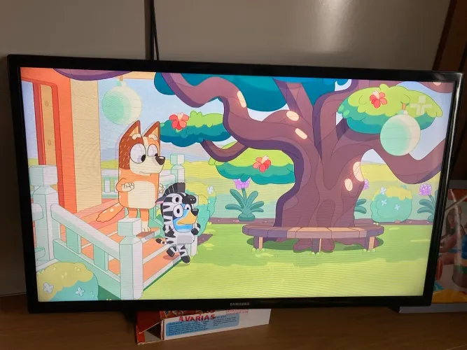 Tv 32 polegadas Samsung não é smart 