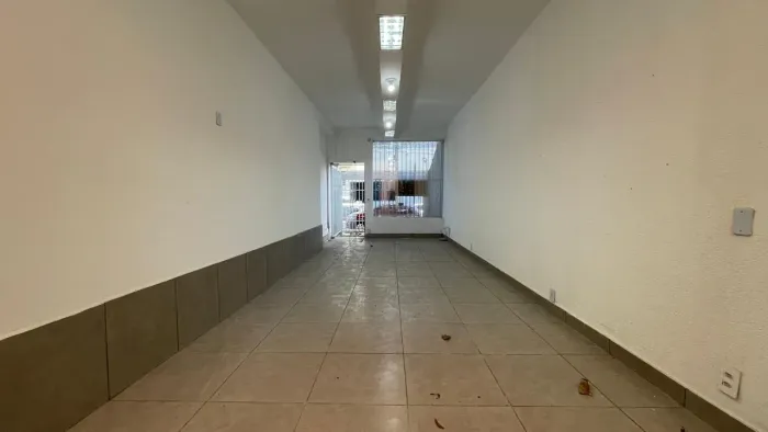 Casa Comercial 3 salas no Santo Antônio BH, 120m² Próximo a Av. Prudente de Morais