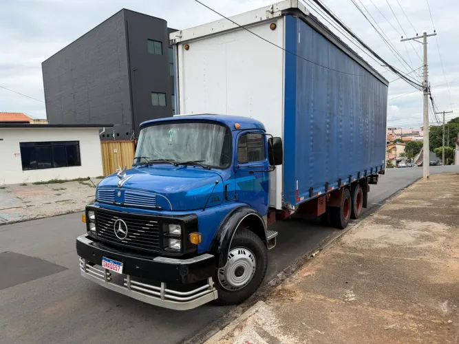 Mercedes 1113 Truck Sider