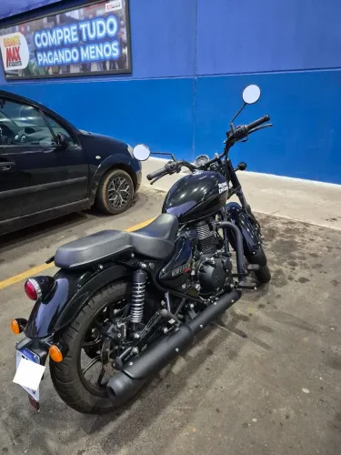 Royal Enfield Meteor 350 - Muito conservada