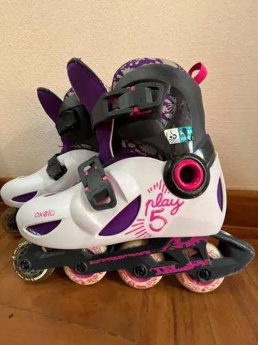Patins OXELO XS e acessórios para Crianças de 6 a 10 anos