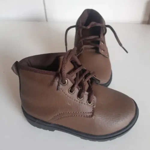 Bota infantil menino
