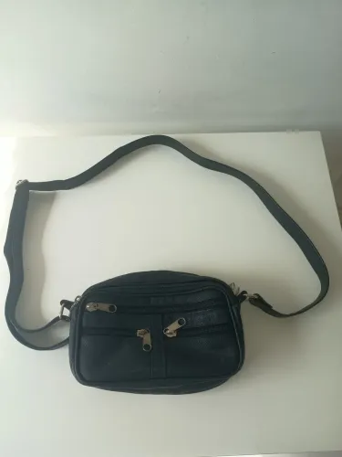 Pochete em couro marca baggagio