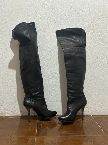 Bota Shultz cano longo