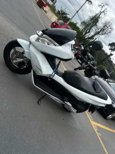 VENDO MOTO PCX 2014 POTENCIA 150 SOMENTE VENDA