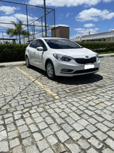 Kia Motors Cerato 1.6 16V Flex Aut. 2015