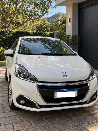 Peugeot 208 Allure 1.2 Flex 12V 5P Mec. 2018
