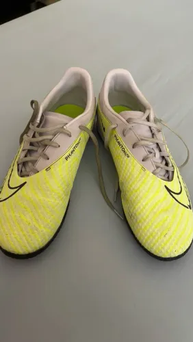 Chuteira Nike Phantom GX Academy Futsal