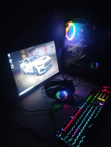 PC Game core i5 10 GB de memória SSD 240 funcionando tudo