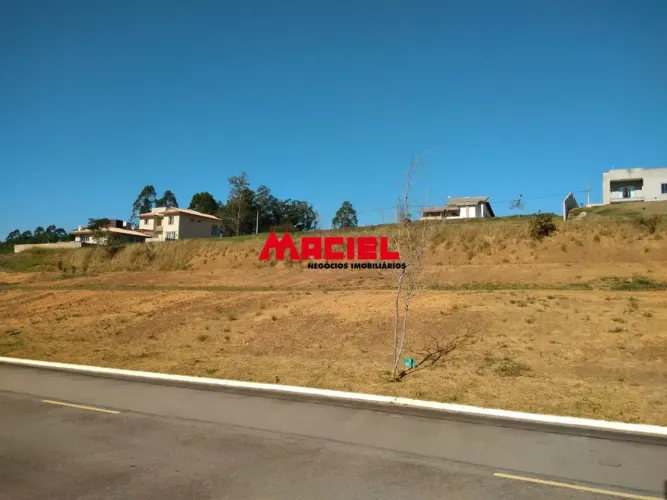 TERRENO EM JAMBEIRO