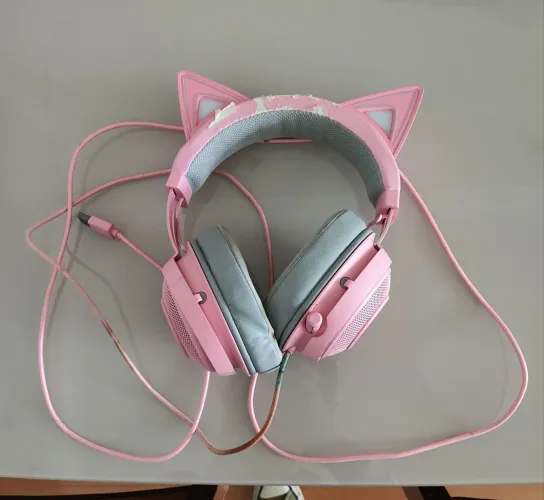 Headset Razer Kraken Kitty - No estado